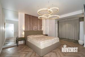 4-к квартира, вторичка, 178м2, 2/9 этаж