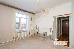 2-к квартира, вторичка, 33м2, 1/1 этаж