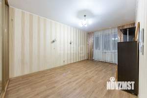 3-к квартира, вторичка, 61м2, 5/5 этаж
