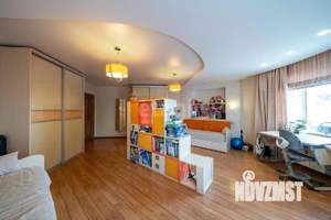 4-к квартира, вторичка, 124м2, 9/11 этаж
